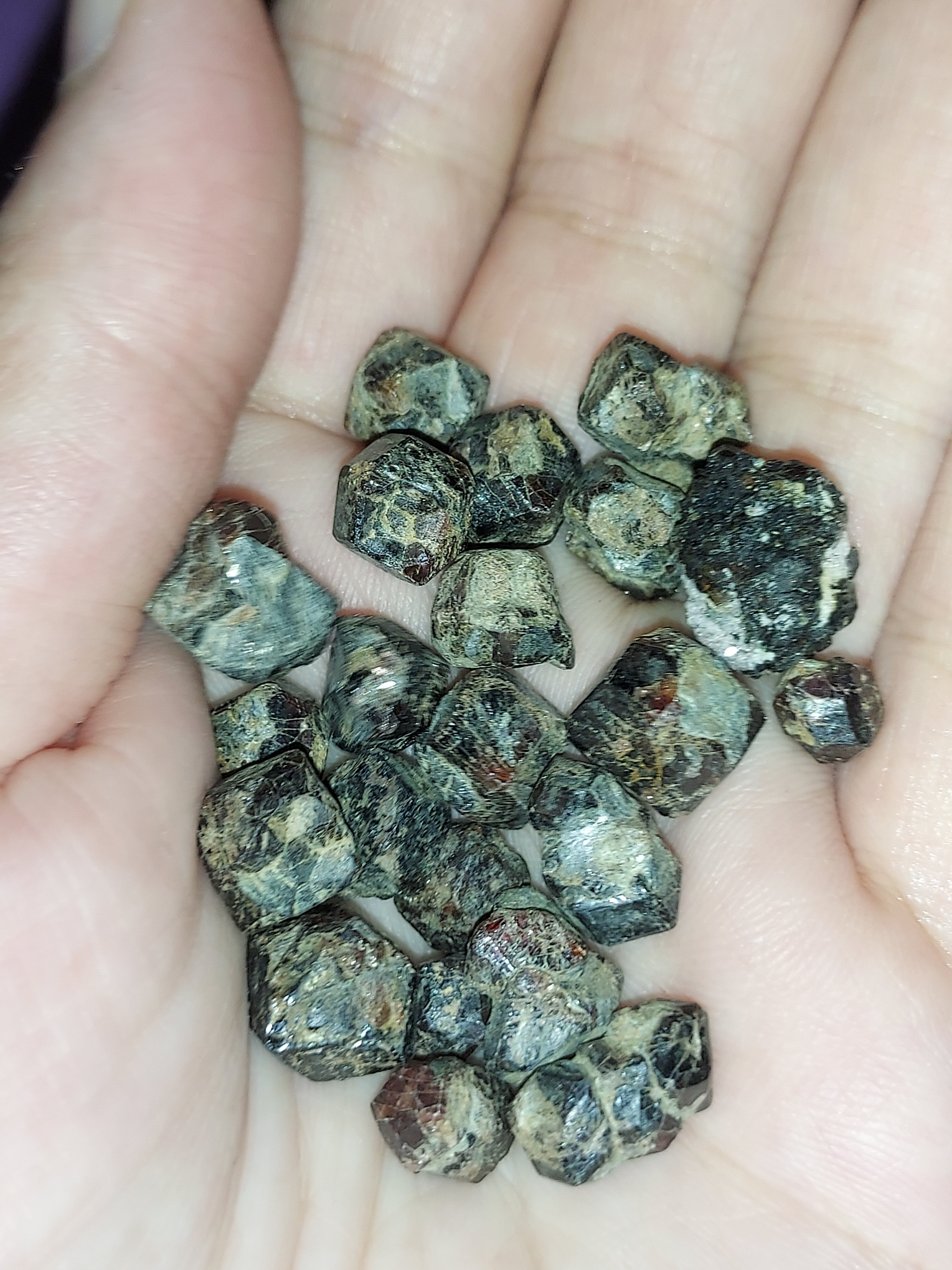 natural garnet crystals - 27.93 grams