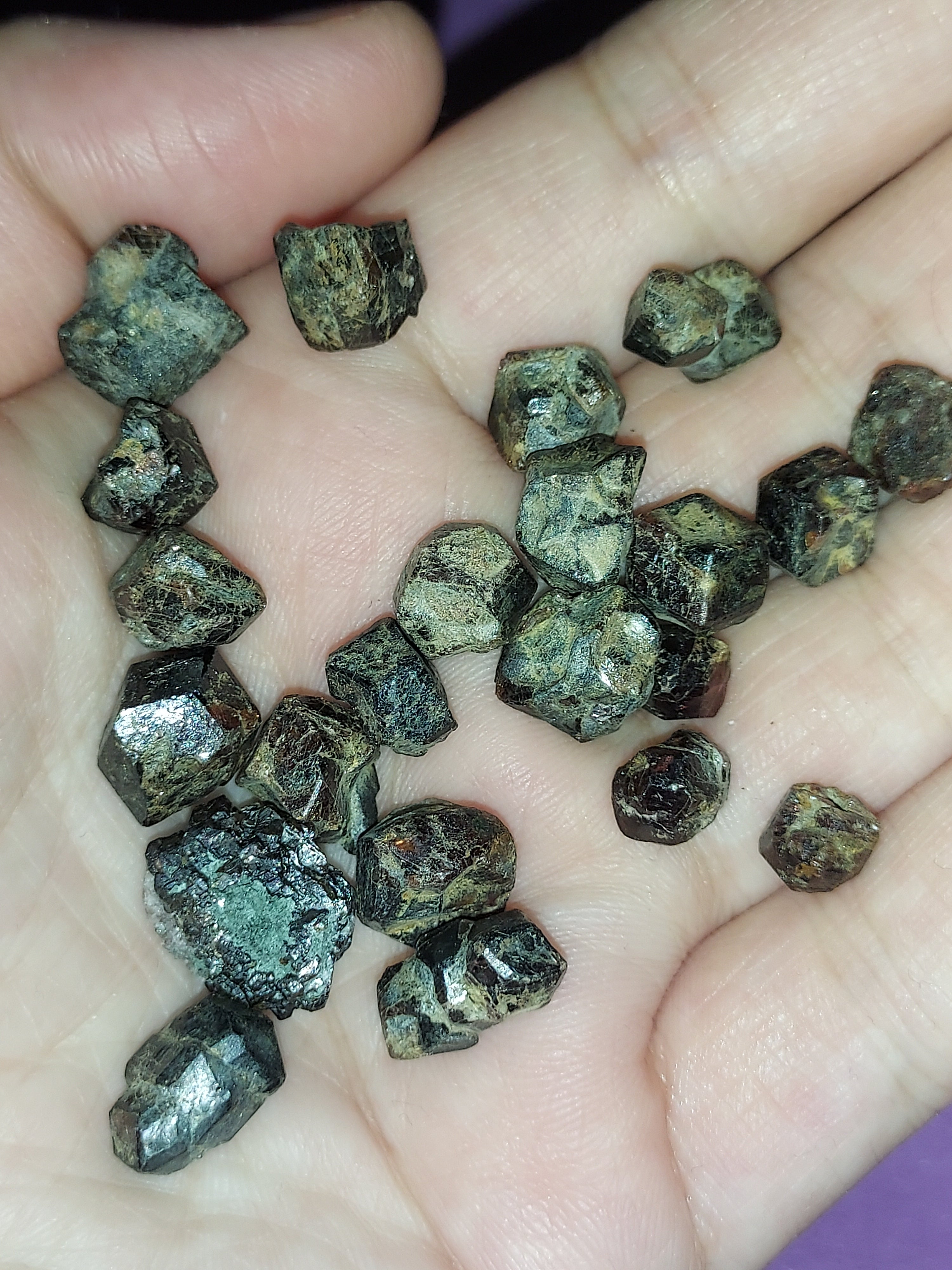 natural garnet crystals - 27.93 grams