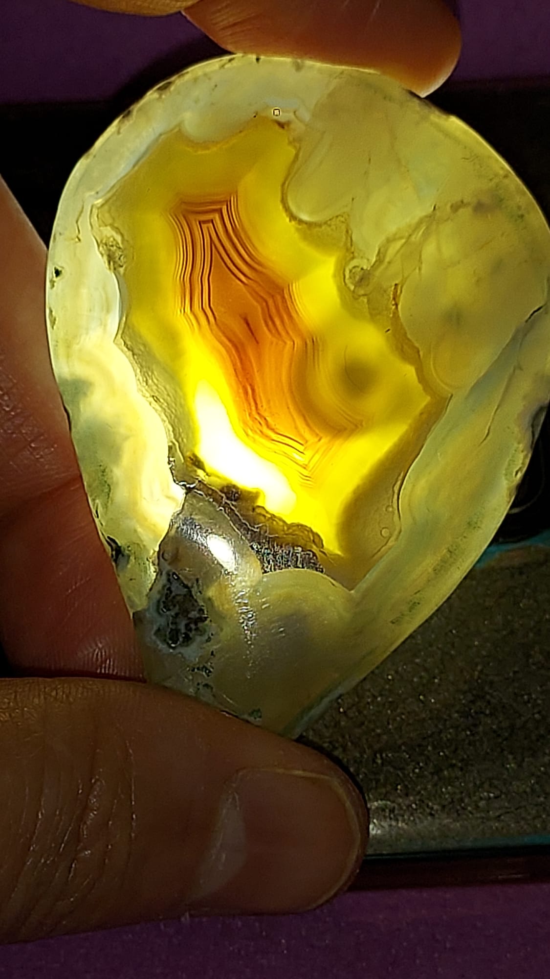 Natural Agate Gemstone | Polished Healing Crystal | Unique Statement Piece